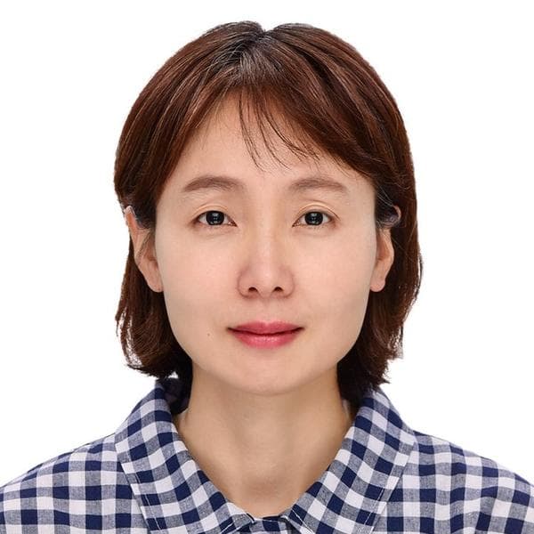 Professor Juyoung Lee